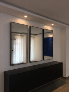 Minimal mirrors, Console mirrors, Entrance mirrors, Full Lenghth mirrors, Dining room mirrors, canvas guy mirrors, Mirrors in Kenya, Framed Mirrors 